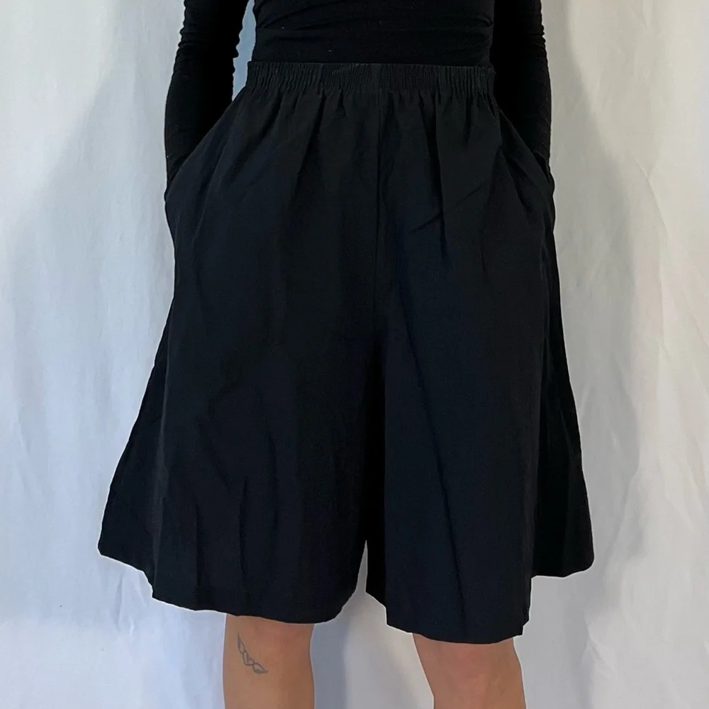 Regal Vintage 80s Elastic High Waist Stretch Casual Bermuda Shorts Black